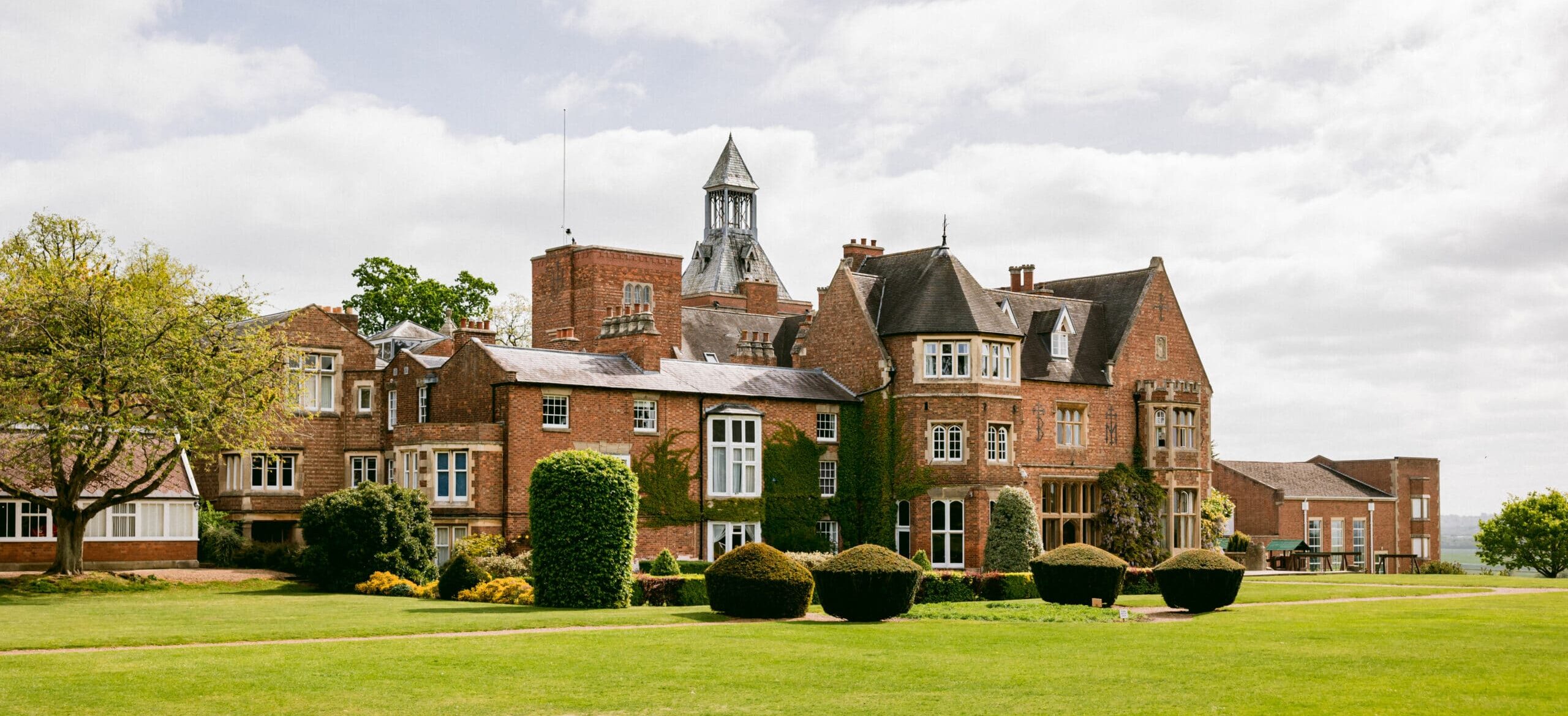 Meet Our Leadership Team Bilton Grange meet-our-leadership-team-bilton-grange